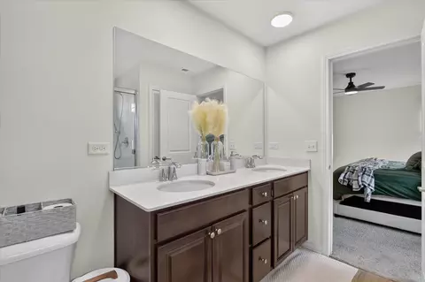 Bath - 1308 Draper Rd, Mchenry, IL 60050 photo 1 of 3