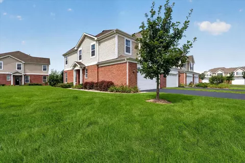 Exterior - 1308 Draper Rd, Mchenry, IL 60050 photo 4 of 7