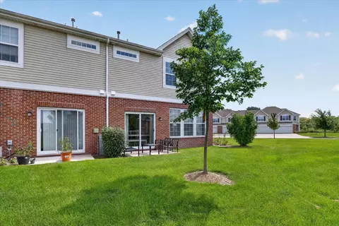Exterior - 1308 Draper Rd, Mchenry, IL 60050 photo 5 of 7