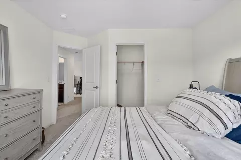 Bedroom - 1308 Draper Rd, Mchenry, IL 60050 photo 5 of 5