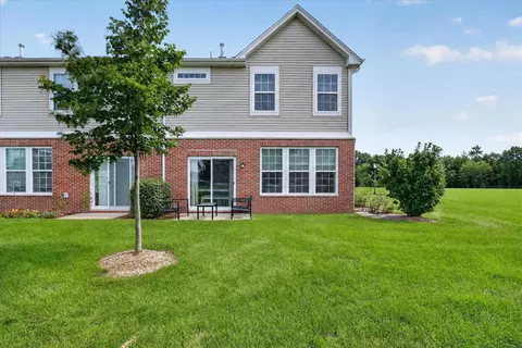 Exterior - 1308 Draper Rd, Mchenry, IL 60050 photo 6 of 7