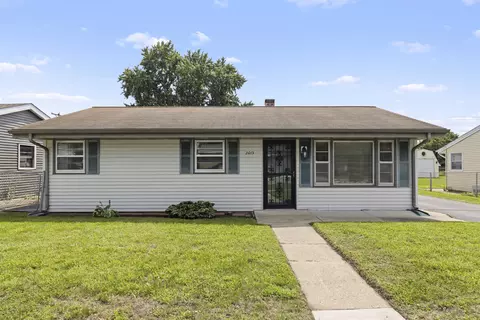 2013 Evans Ave, Loves Park, IL 61111