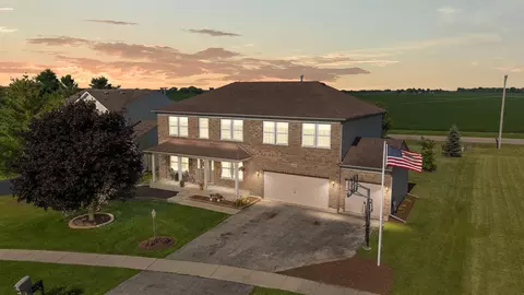 103 Evergreen Dr, Kirkland, IL 60146