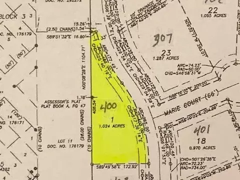 400 Louieville Ct, Galena, IL 61036