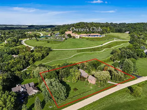 14 Vermillion Ln, Galena, IL 61036