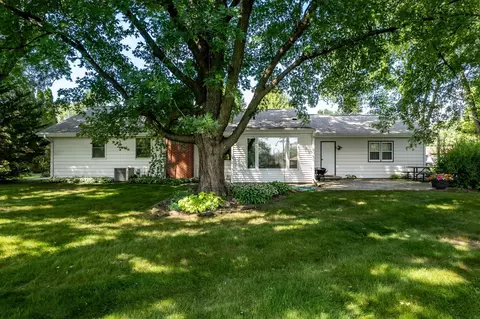 13591 Beaver Dr, Roscoe, IL 61073 photo 11