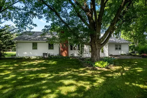 13591 Beaver Dr, Roscoe, IL 61073 photo 10
