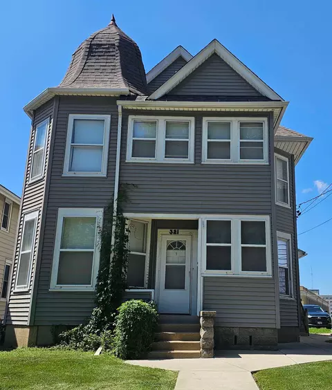 321 S Prospect St, Rockford, IL 61104