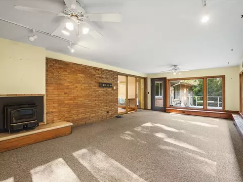 Living - 4007 Landstrom Rd, Rockford, IL 61114 photo 9 of 12
