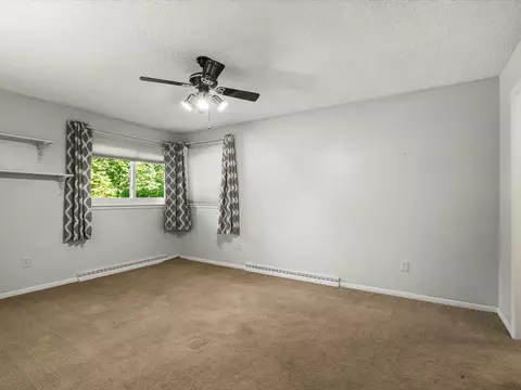 Bedroom - 4007 Landstrom Rd, Rockford, IL 61114 photo 5 of 8