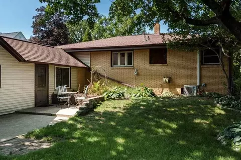 Exterior - 134 S Lawrence St, Cherry Valley, IL 61016 photo 5 of 9
