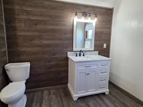 Bath - 10766 3rd St, Roscoe, IL 61073 photo 2 of 3
