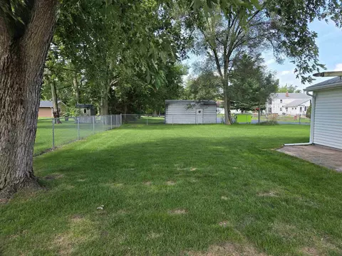 Exterior - 10766 3rd St, Roscoe, IL 61073 photo 10 of 12