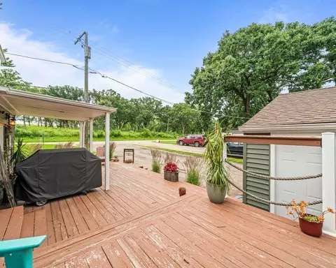 Exterior - 7456 N River Rd, Byron, IL 61010 photo 4 of 10