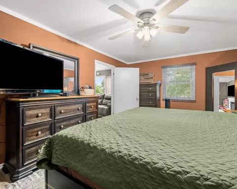 Bedroom - 7456 N River Rd, Byron, IL 61010 photo 2 of 4