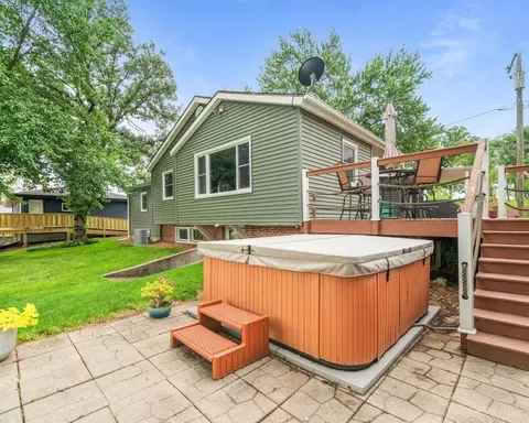 Exterior - 7456 N River Rd, Byron, IL 61010 photo 6 of 10