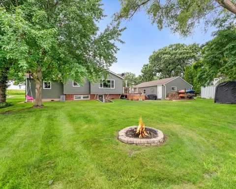 Exterior - 7456 N River Rd, Byron, IL 61010 photo 8 of 10