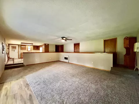 Living - 5303 Riverview Rd, Thomson, IL 61285 photo 2 of 3