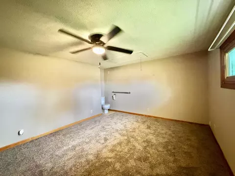 Bedroom - 5303 Riverview Rd, Thomson, IL 61285 photo 2 of 4