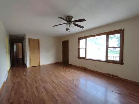 Living - 312 E 11th St, Pecatonica, IL 61063 photo 2 of 3