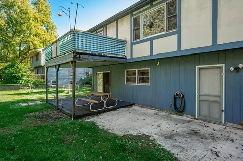 Exterior - 803 Main St, Maple Park, IL 60151 photo 5 of 10