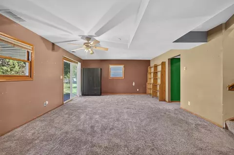 Living - 803 Main St, Maple Park, IL 60151 photo 4 of 6