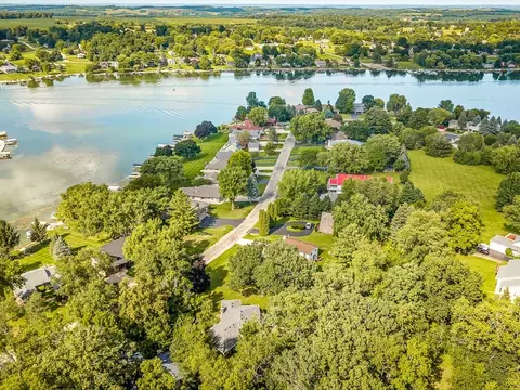 View/Area - 572 Baintree Rd, Lake Summerset, IL 61019 photo 1 of 9