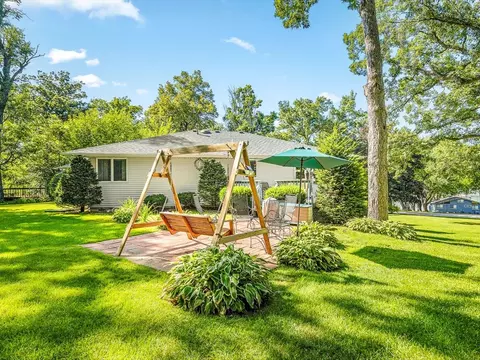 Exterior - 572 Baintree Rd, Lake Summerset, IL 61019 photo 8 of 13