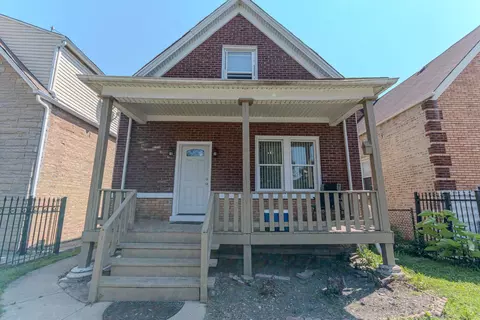 919 N Karlov Ave, Chicago, IL 60651