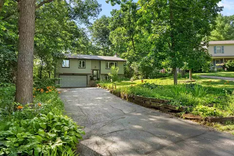 6507 White Doe Trl, Rockford, IL 61102