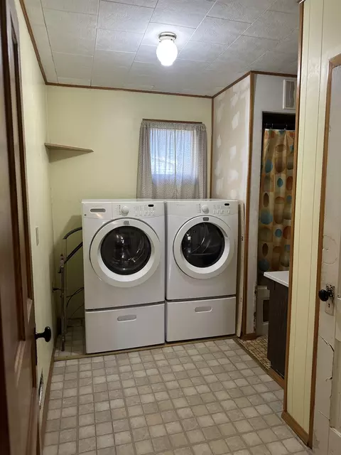Other - 638 W Ringold, Freeport, IL 61032 photo 5 of 6