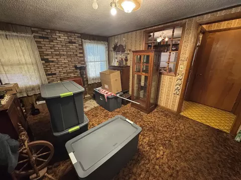 114 E Claremont St, Lanark, IL 61046 photo 15