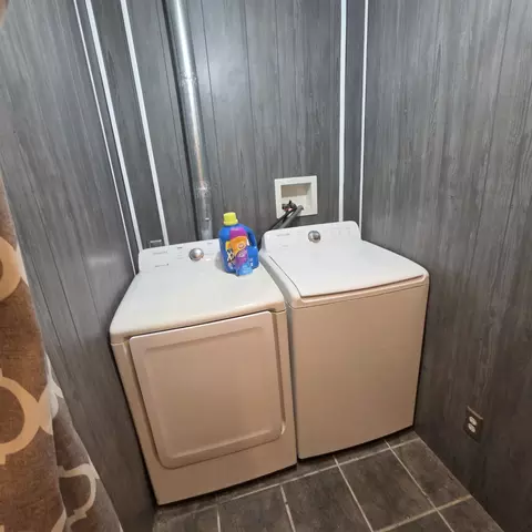 Other - 808 Tomahawk Dr, Ottawa, IL 61350 photo 2 of 7