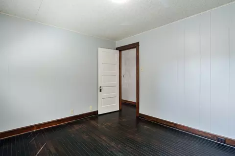 Bedroom - 103 E Roosevelt St, Freeport, IL 61032 photo 5 of 8