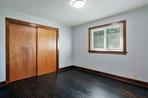 Bedroom - 103 E Roosevelt St, Freeport, IL 61032 photo 4 of 8