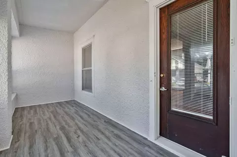 Exterior - 103 E Roosevelt St, Freeport, IL 61032 photo 10 of 10