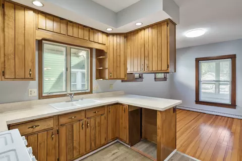 Kitchen - 103 E Roosevelt St, Freeport, IL 61032 photo 4 of 4