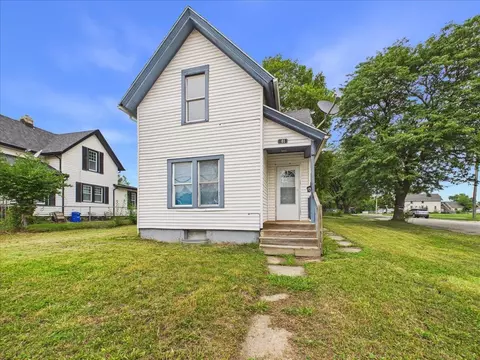701 Montague St, Rockford, IL 61102
