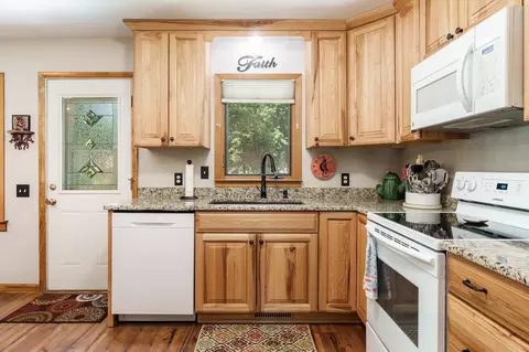 Kitchen - 3709 Renfro Rd, Cherry Valley, IL 61016 photo 1 of 6