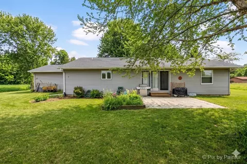 Exterior - 4-176 Misty Ct, Lanark, IL 61046 photo 1 of 6