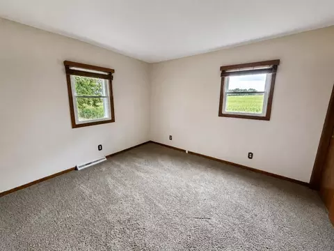 Bedroom - 437 E 11th St, Pecatonica, IL 61063 photo 3 of 8
