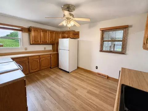 Kitchen - 437 E 11th St, Pecatonica, IL 61063 photo 3 of 4