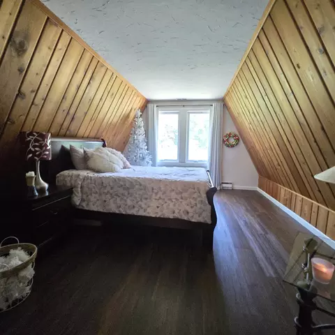 Bedroom - 712 Westmore Rd, Davis, IL 61019 photo 1 of 6