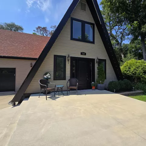 Exterior - 712 Westmore Rd, Davis, IL 61019 photo 8 of 10