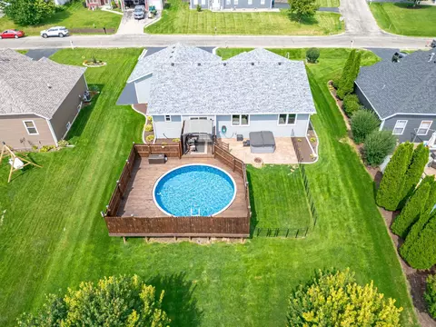 View/Area - 1702 Lorimar Dr, Durand, IL 61024 photo 4 of 7