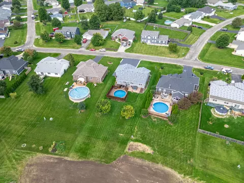 View/Area - 1702 Lorimar Dr, Durand, IL 61024 photo 5 of 7
