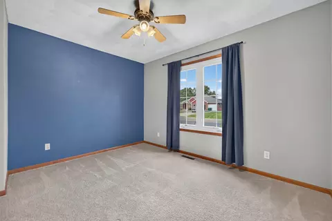 Bedroom - 1702 Lorimar Dr, Durand, IL 61024 photo 5 of 6