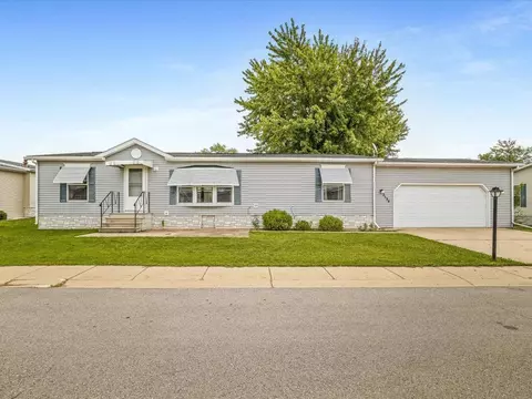 2134 Iris Ave, Belvidere, IL 61008
