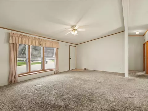 2134 Iris Ave, Belvidere, IL 61008 photo 7