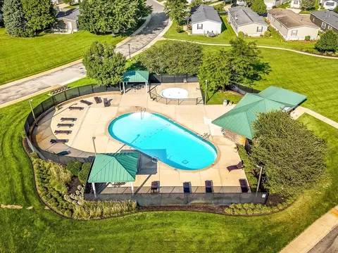 Exterior - 2134 Iris Ave, Belvidere, IL 61008 photo 7 of 9